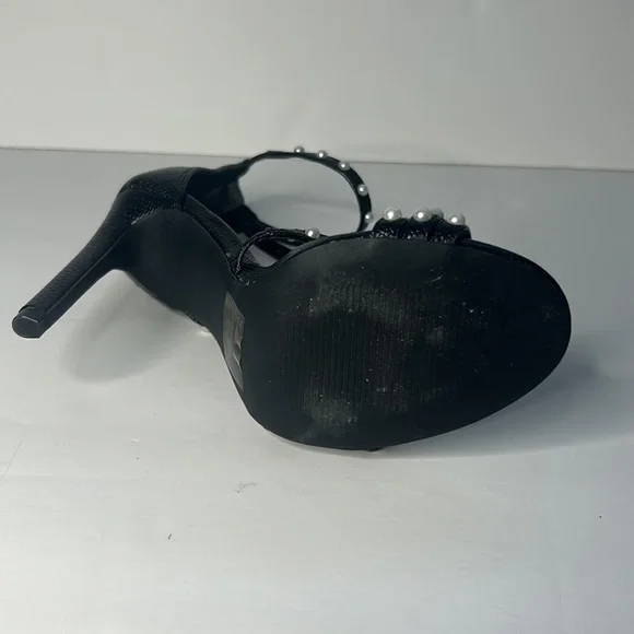 Steve Madden Meg 4" Heels Snake Pearl Ankle Strap Black 7M PU Upper - Picture 4 of 7